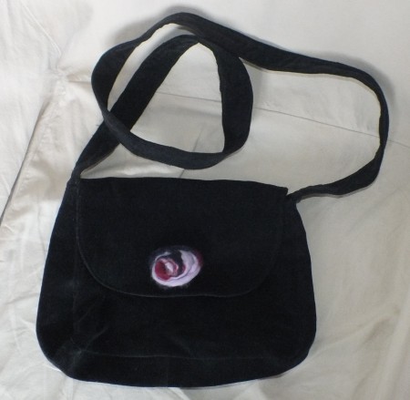 čierna manchestrová kabelka - 15€